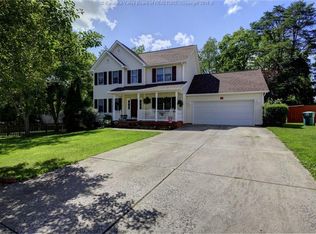 118 Litchfield Ln, Hurricane, WV 25526