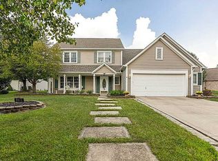 9871 Logan Ln, Fishers, IN 46037