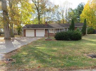 311 Sherwood Forest Dr, Galveston, IN 46932