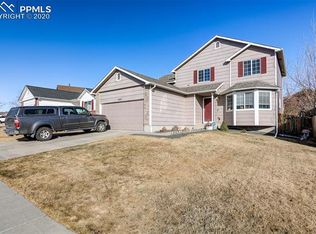 5663 Vermillion Bluffs Dr, Colorado Springs, CO 80923