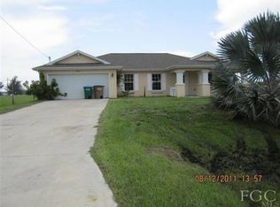 306 SW 31st Pl, Cape Coral, FL 33991