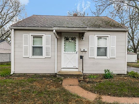 2nd image of 41 Hollister Dr