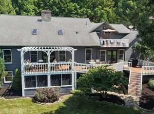 72 Pinehurst Dr, Granville, OH 43023