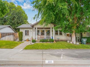 202 S California Ave, Monrovia, CA 91016