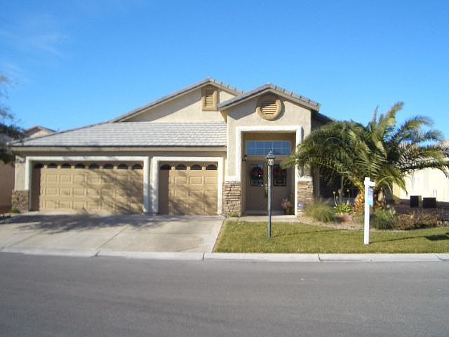 Stunning Curb Appeal 