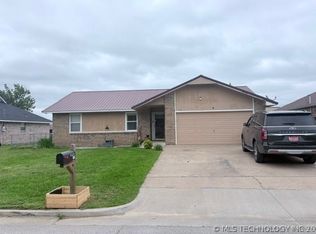 1145 S Haynie St, Skiatook, OK 74070