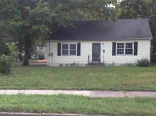 840 H C Mathis Dr, Paducah, KY 42001