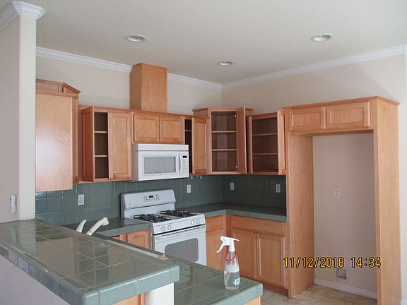 3rd image of 1049 Aspen Grove Cir