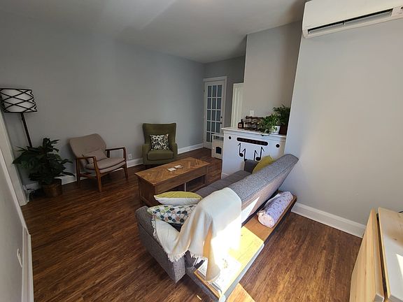 3rd image of 45 Saint Andrew St #1017843