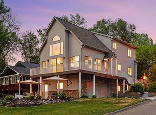 13530 Norelius Ln, Lindstrom, MN 55045