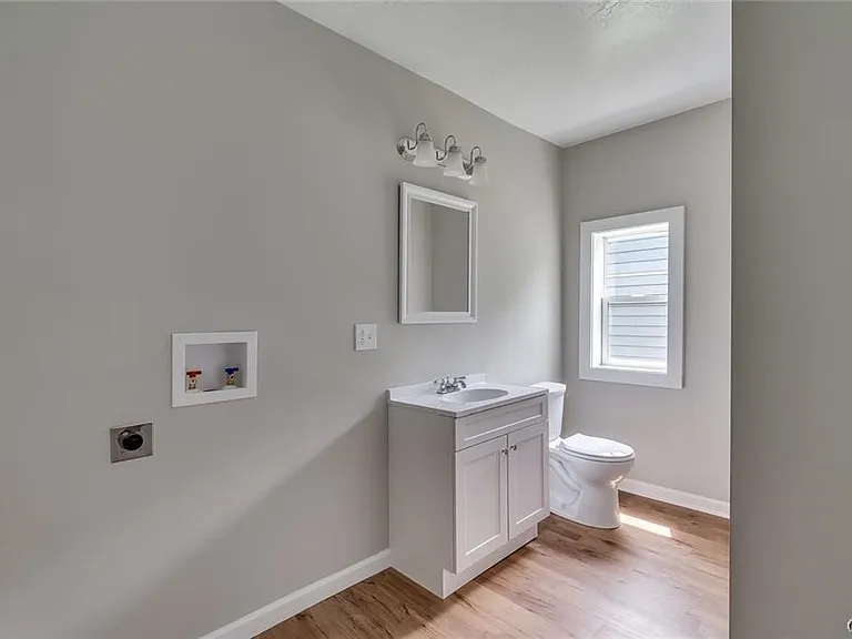 125 N Hamilton St — Photo 14