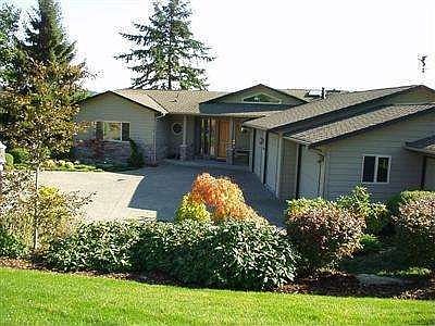 1st image of 2440 Hillis Dr