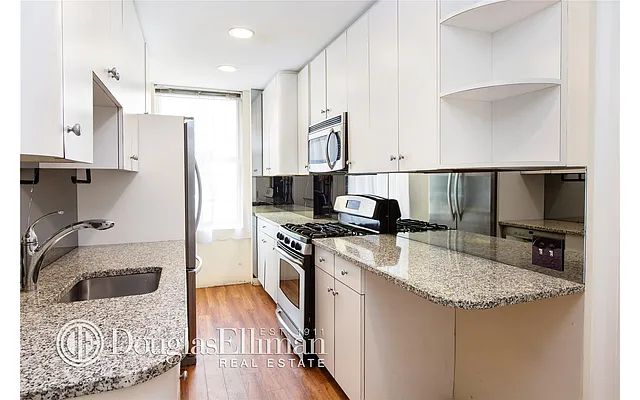 Sold by Douglas Elliman | media 19