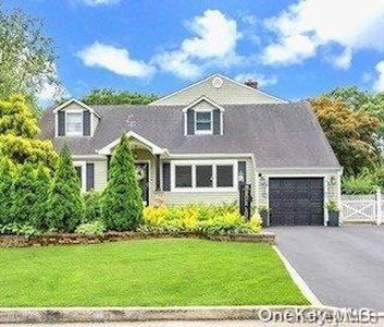 18 Bruce Lane S, Kings Park, NY, 11754