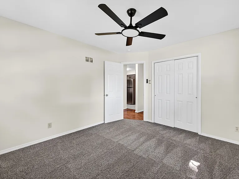 3945 Crosby Dr — Photo 15