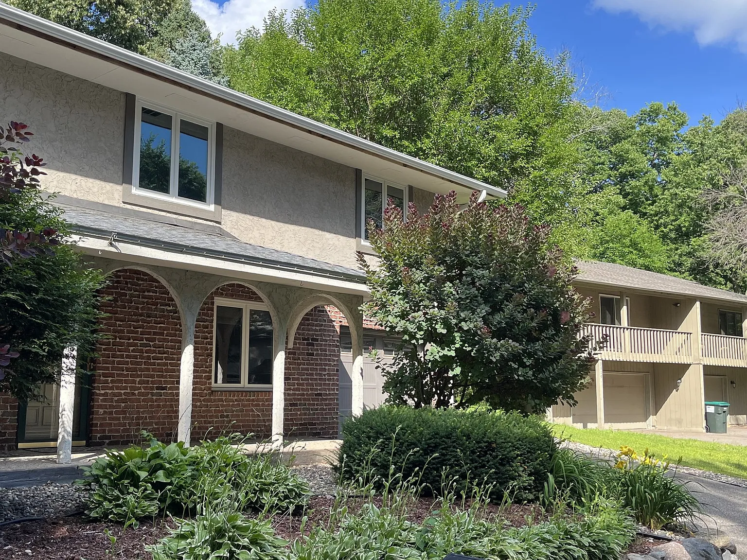 Lake Minnetonka Living for $2,950 Updated Wayzata Duplex in a Prime Location — Photo 2
