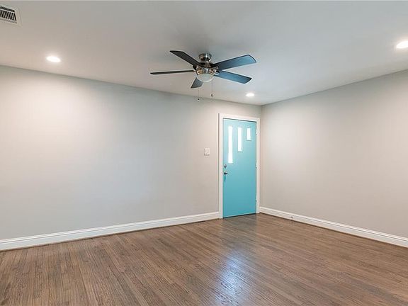 4th image of 2323 Klondike Dr