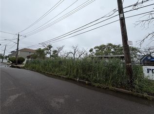 102-29 1st St, Howard Beach, NY 11414