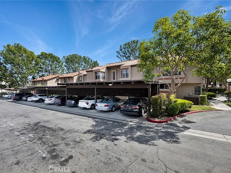 343 E Chapman Ave #E — Photo 34