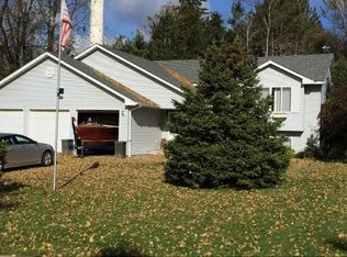 655 2nd Ave NW, Forest Lake, MN 55025