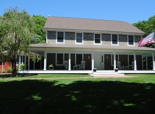 102 Tanager Ln, Water Mill, NY 11976