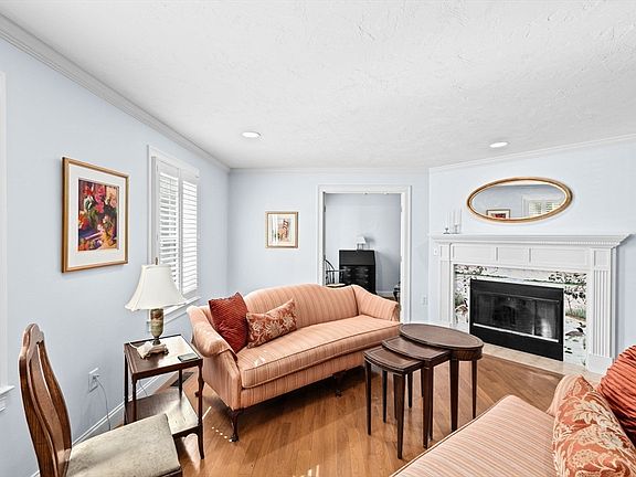 3rd image of 70 Humphreys Ln #70