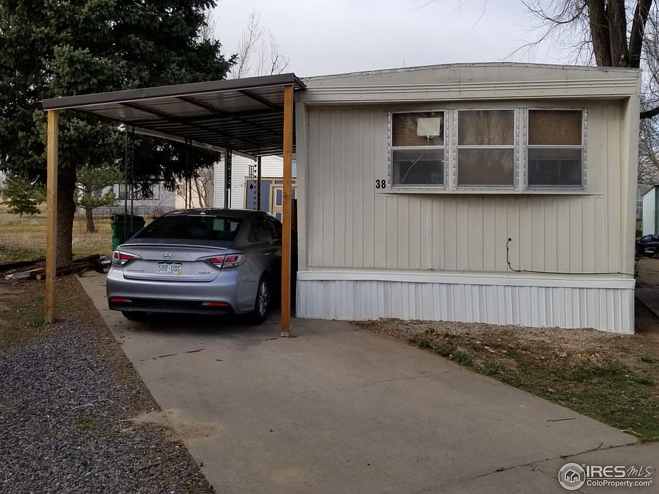 1st image of 2700 W C St