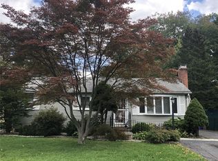 104 Brussels Ave, Wethersfield, CT 06109