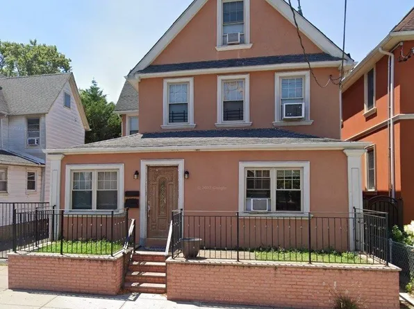 11-06 150th Street, Whitestone, NY 11357