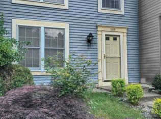 12109 Purple Sage Ct, Reston, VA 20194