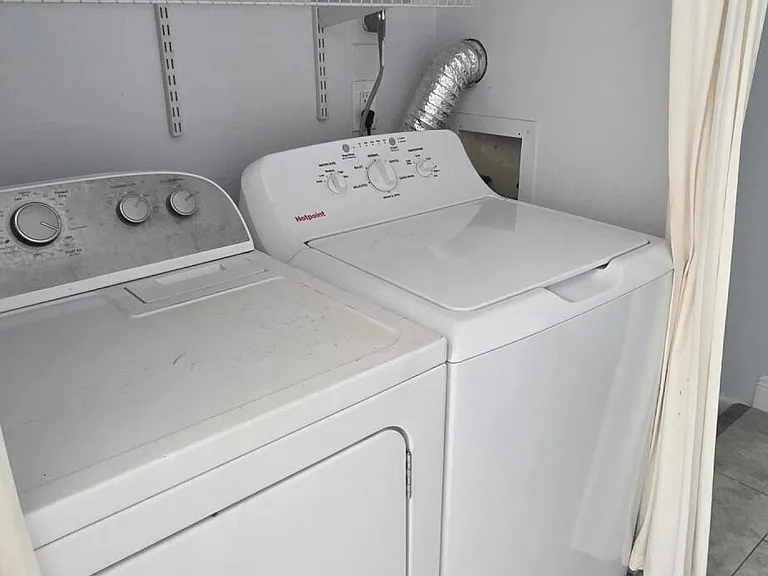 407 Georgian Park Dr — Photo 10