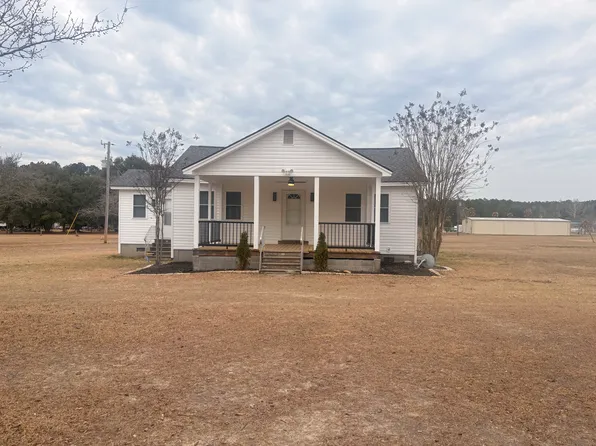 902 Bell Rd, Ellabell, GA 31308