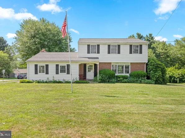 258 Monacy Rd, Coatesville, PA 19320