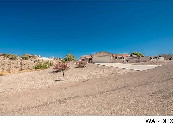 2nd image of 3055 Gatewood Dr