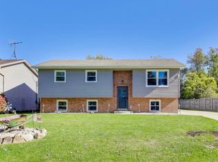 38127 N North Shore Ave, Beach Park, IL