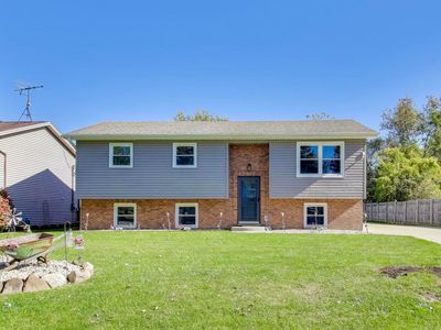 38127 N North Shore Ave, Beach Park, IL, 60087