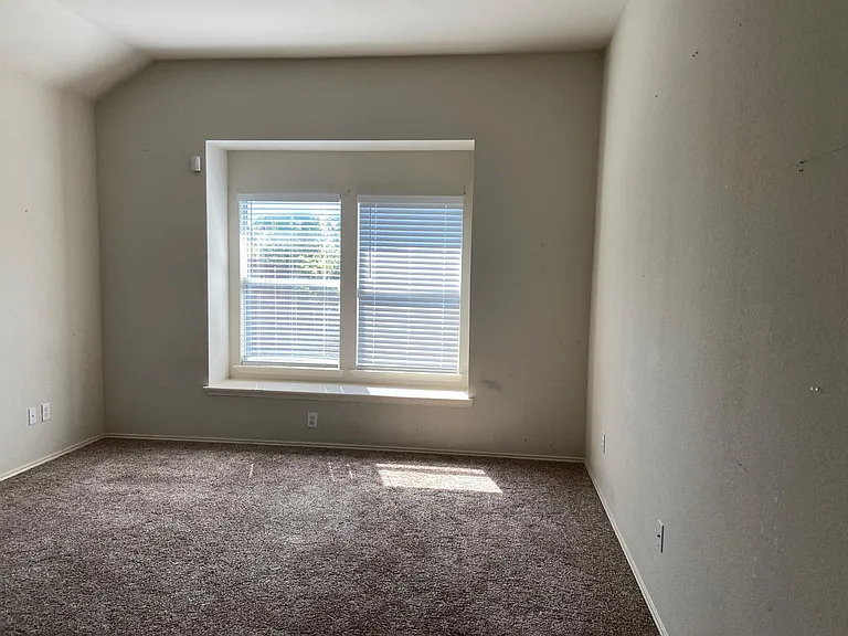 8373 Brightside Ln — Photo 16