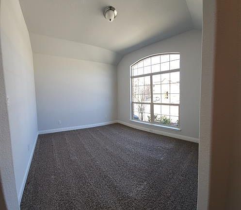 4th image of 1801 Spinnaker Dr