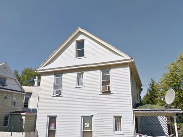 256 W 20th St, Erie, PA 16502