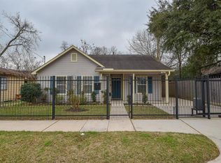 1506 Amundsen St, Houston, TX 77009
