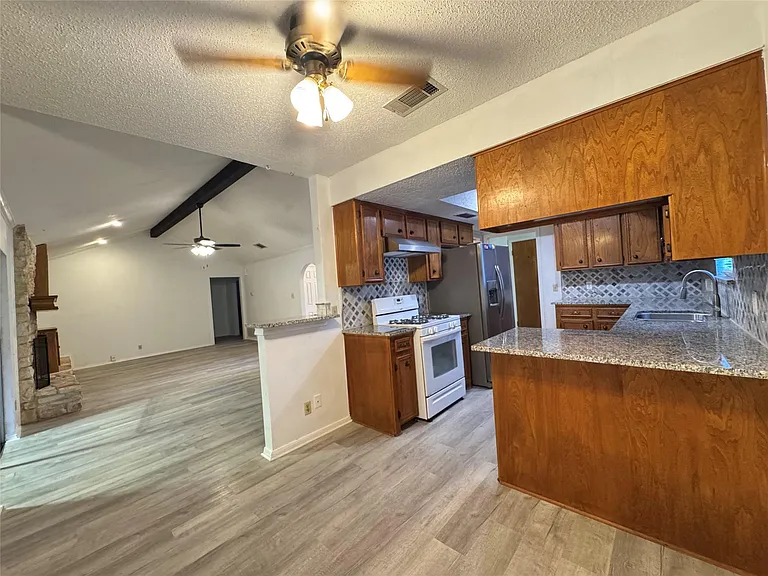 12325 Double Tree Ln — Photo 11