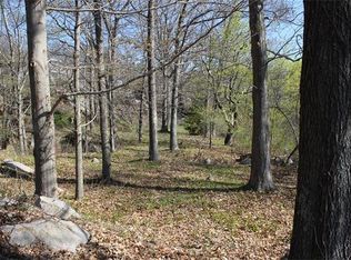 3 Wolf Hill Rd, Gloucester, MA 01930