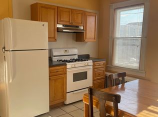 87 Vinton St FLOOR 2, Providence, RI 02909