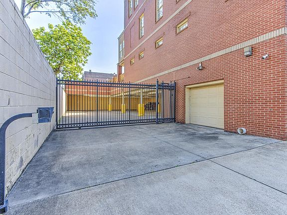 4th image of 65 E Pontotoc Ave APT 303