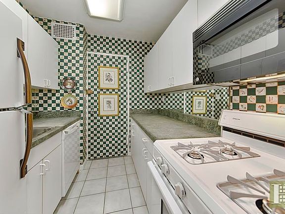 2nd image of 1175 York Ave APT 15B