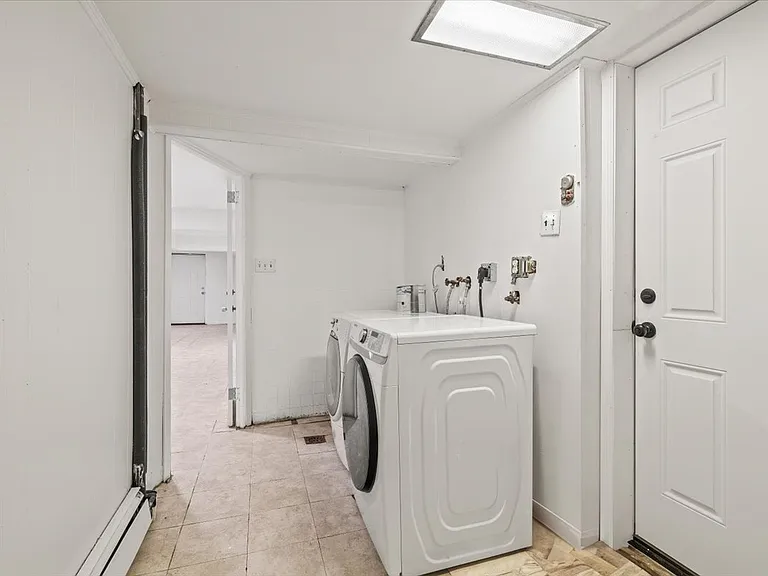 Washer & Dryer