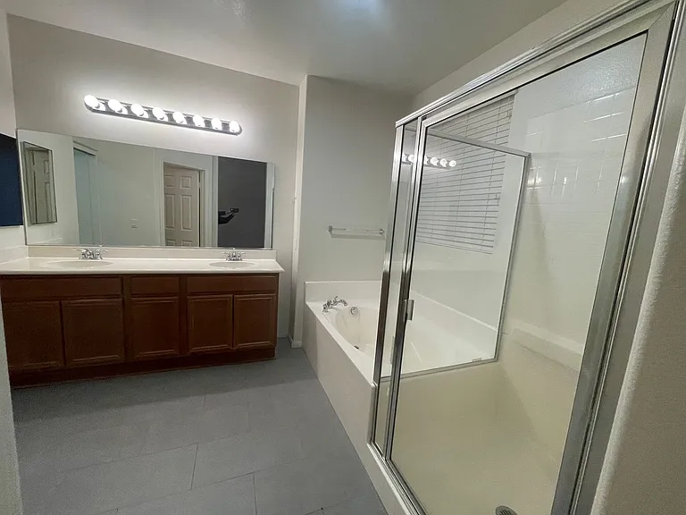 14190 Blackstone St — Photo 48