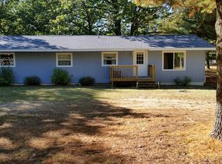 34 S Pine St, Au Gres, MI 48703
