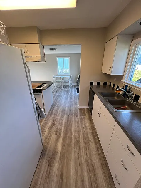 2 bed, 1303 sqft, $3,000 — Photo 2
