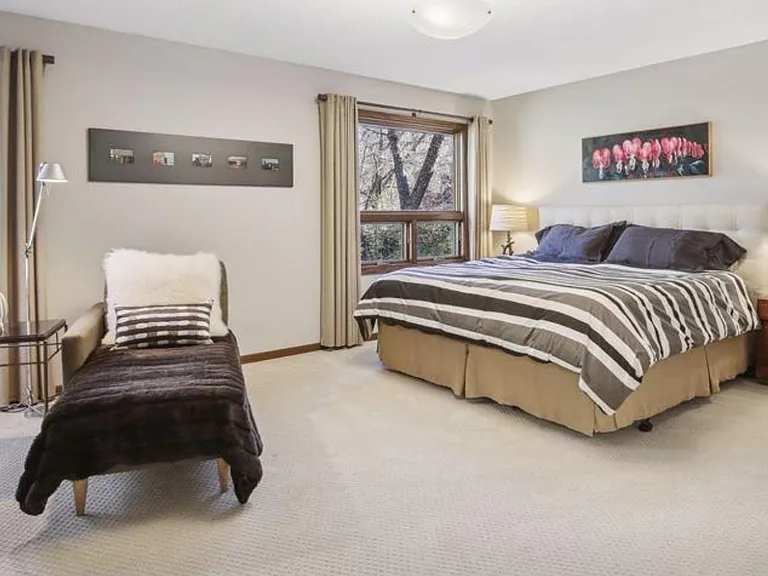 Spacious with plenty of opportunities for your decorating pleasure